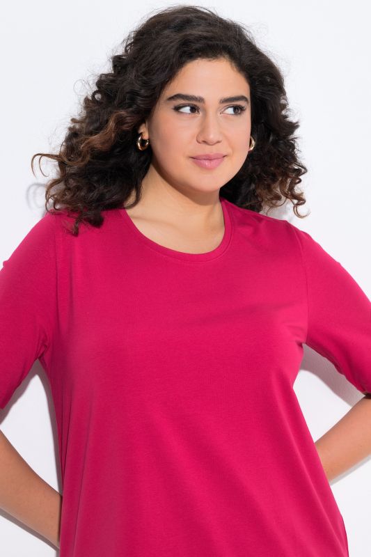 Essential Round Neck Stretch Tee