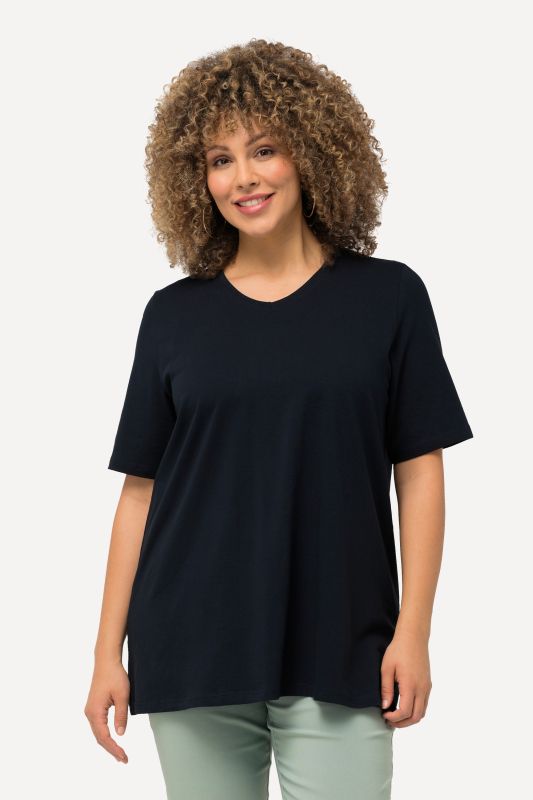 Essential V-Neck Stretch Tee