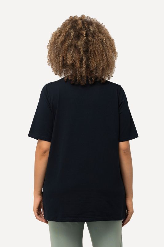 Essential V-Neck Stretch Tee
