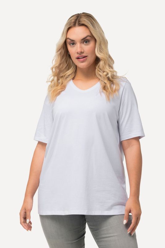 Essential V-Neck Stretch Tee
