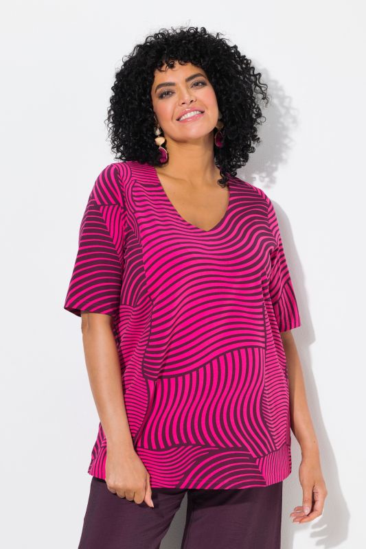 Geometric Print Short Sleeve Tee