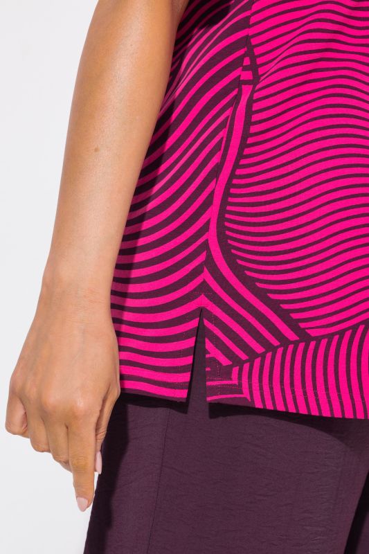 Geometric Print Short Sleeve Tee