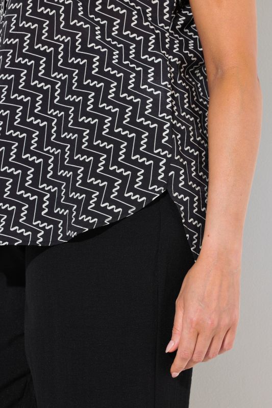 Zigzag Print Cap Sleeve Blouse