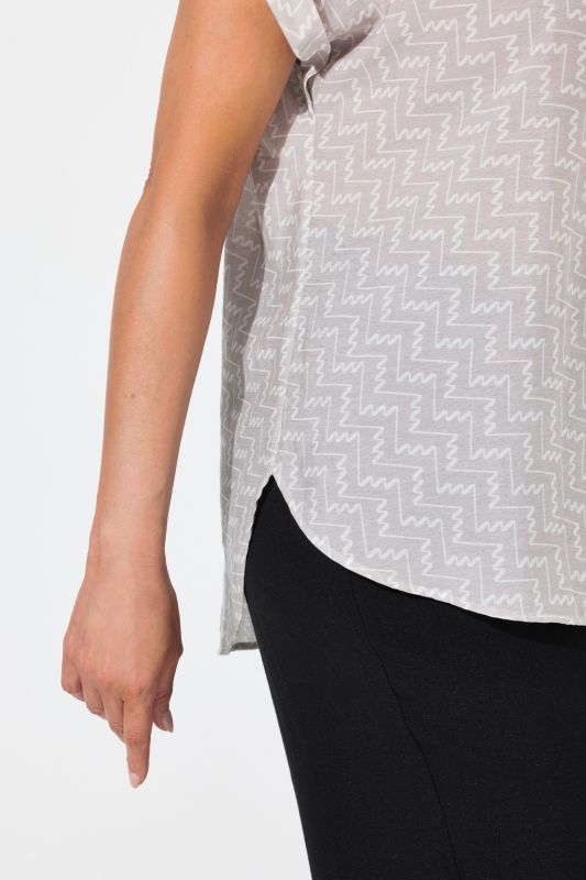 Zigzag Print Cap Sleeve Blouse
