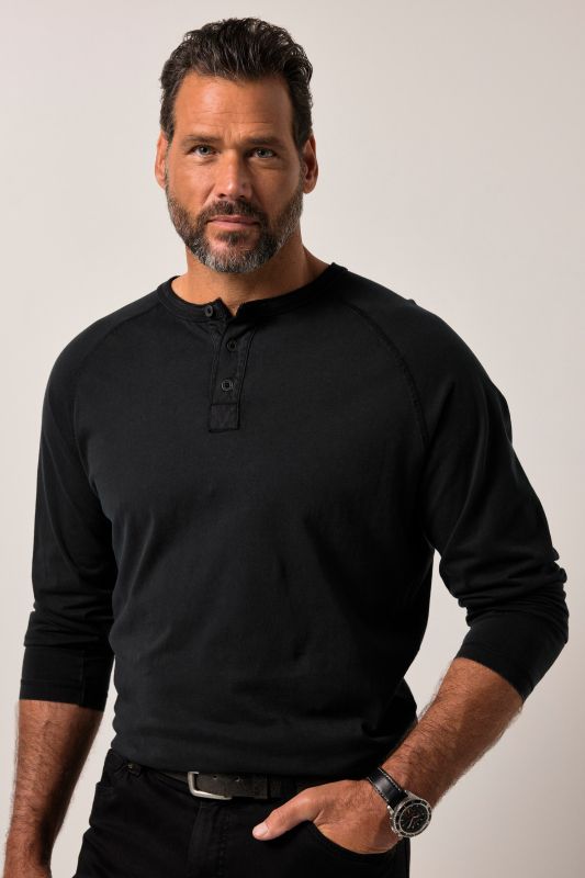 Long-sleeved Henley