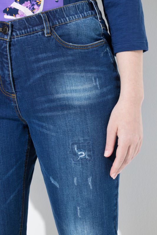 Lightly Distressed Stretch Fit Jeans