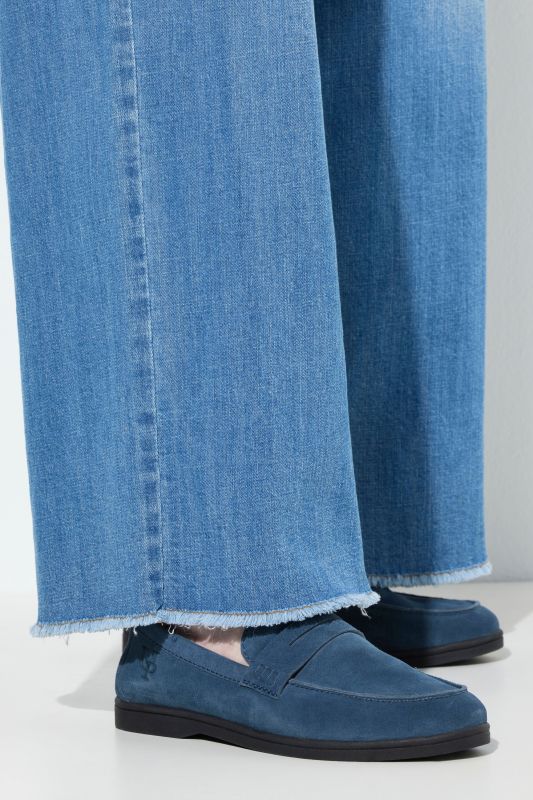 Extra Wide Leg Stretch Fit Jeans