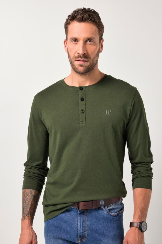 Тениска тип Henley с копчета