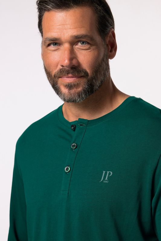 Тениска тип Henley с копчета