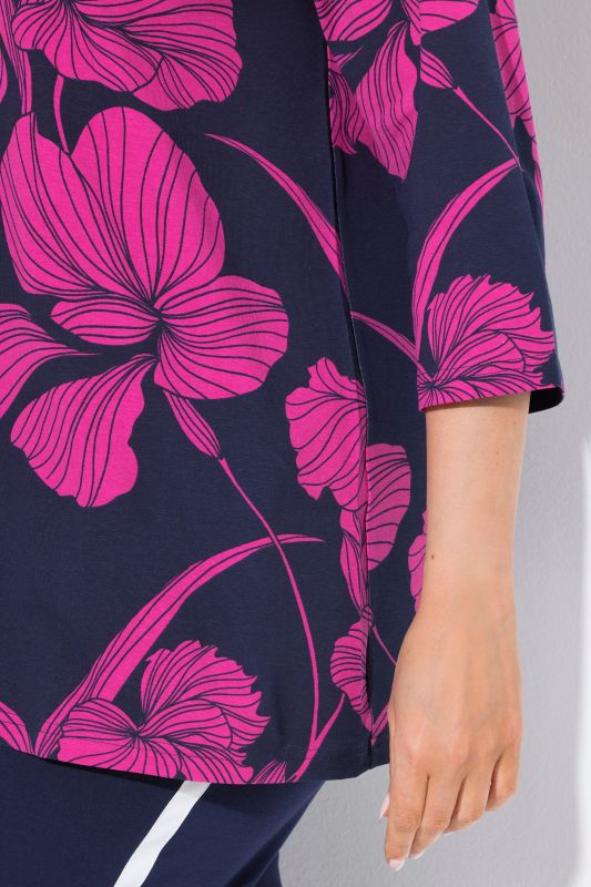 Floral Split Neck 3/4 Sleeve Tee