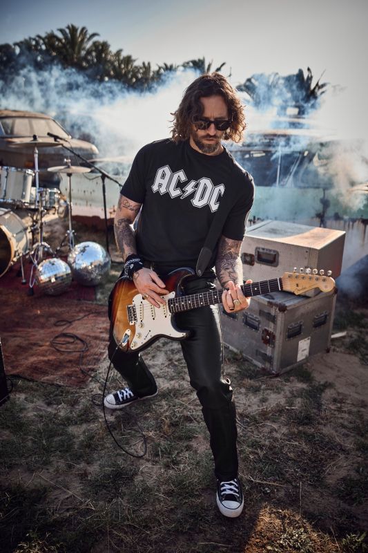 T-shirt, AC/DC