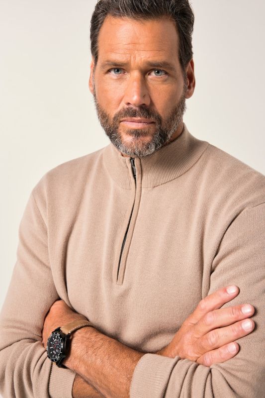 Fine-knit half-zip