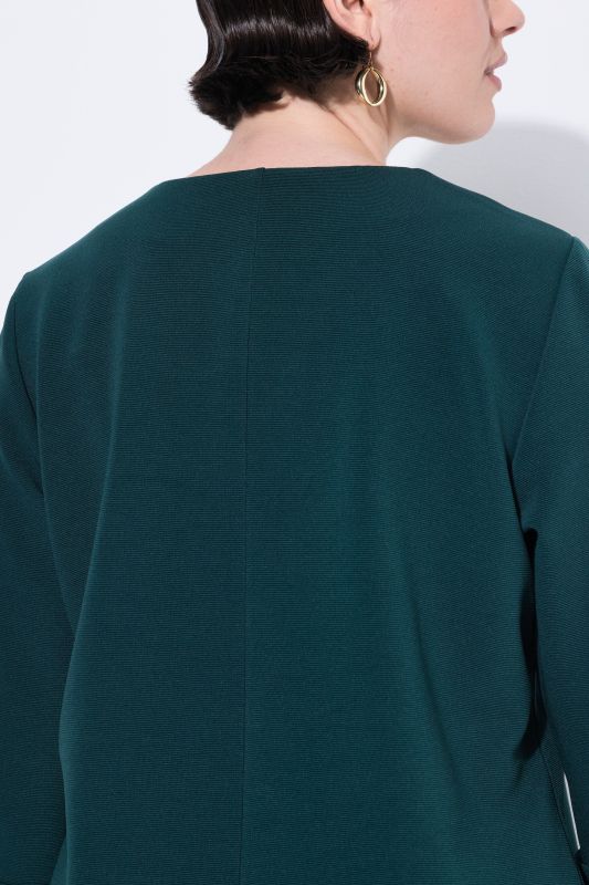 Lightly Textured 3/4 Sleeve Tee