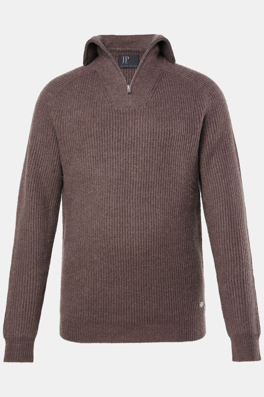 Knitted half-zip