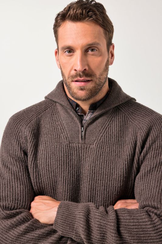 Knitted half-zip