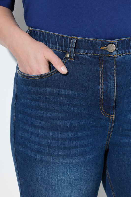 Stretch Fit Mom Jeans