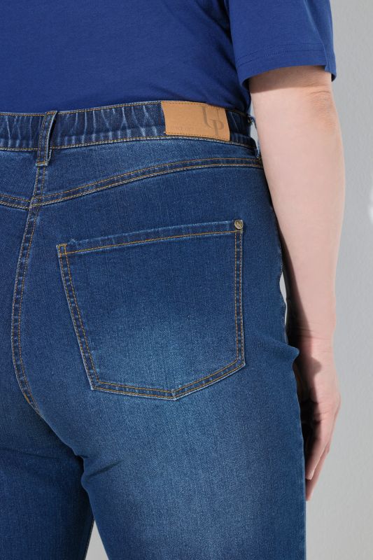 Stretch Fit Mom Jeans