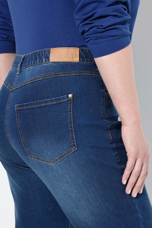 Stretch Fit Boyfriend Jeans