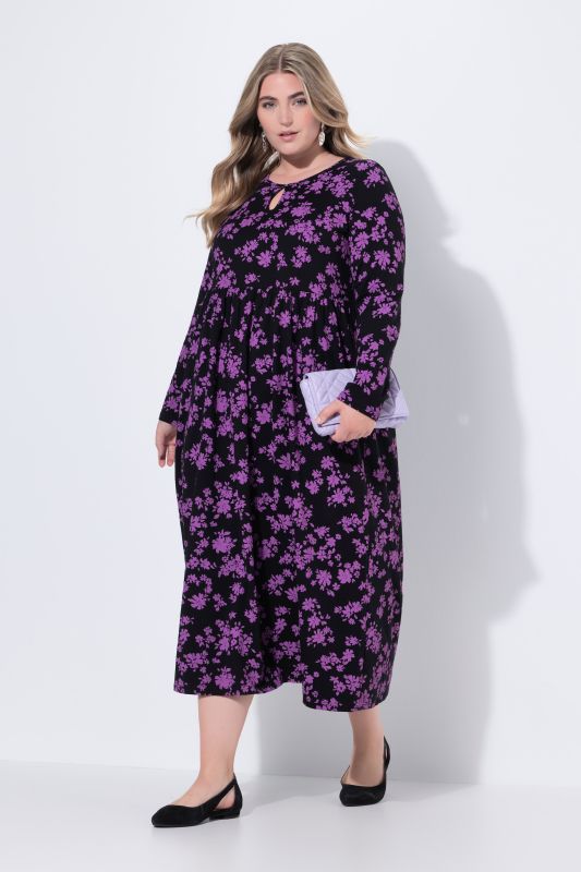 Рокля с флорален принт и джобове