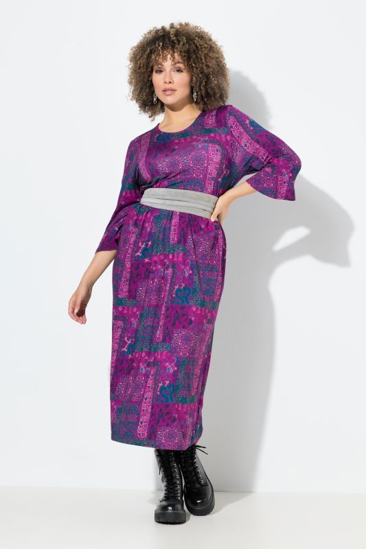 Рокля с пач принт