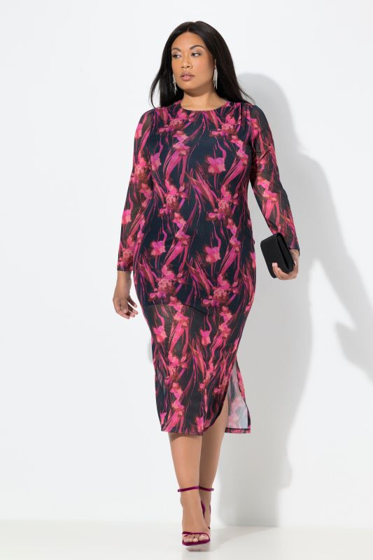 Рокля с флорална мрежа