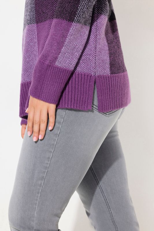 Grand Check Long Sleeve Sweater