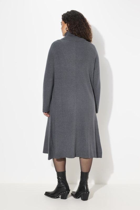 Пуловер с поло яка изключително дълго