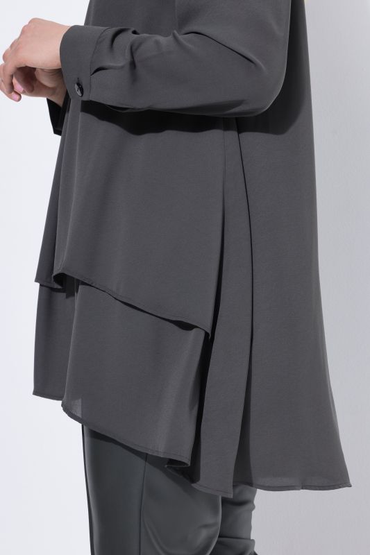 Layered Look Long Sleeve Collared Tunic Blouse