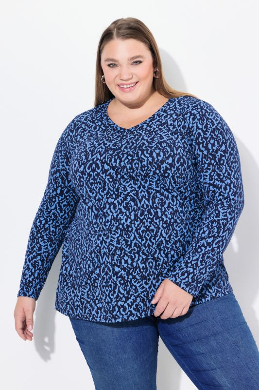 Тениска с геометричен мотив