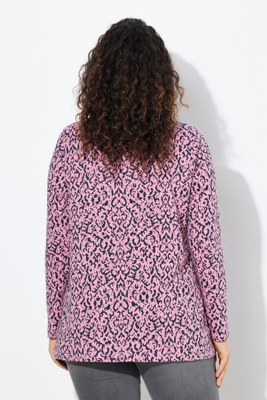 Тениска с геометричен мотив