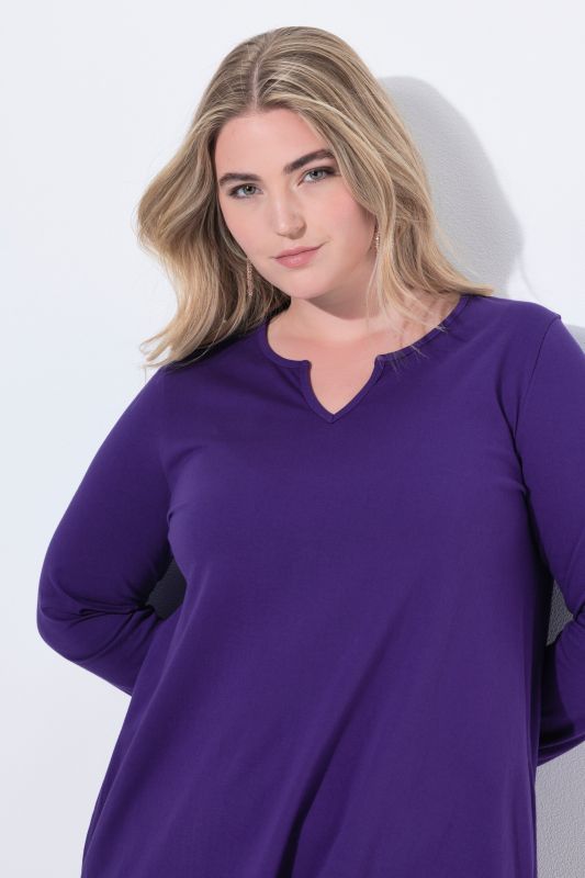 Notch Neckline Long Sleeve Knit Tunic