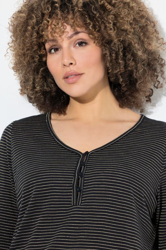 Тениска с бляскави райета