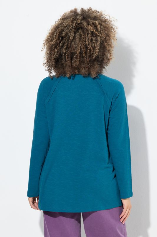 Тениска с обърнати шевове