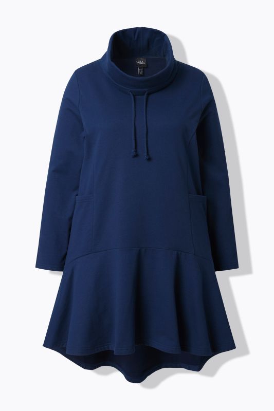 Рокля тип суитчър с разкроен подгъв