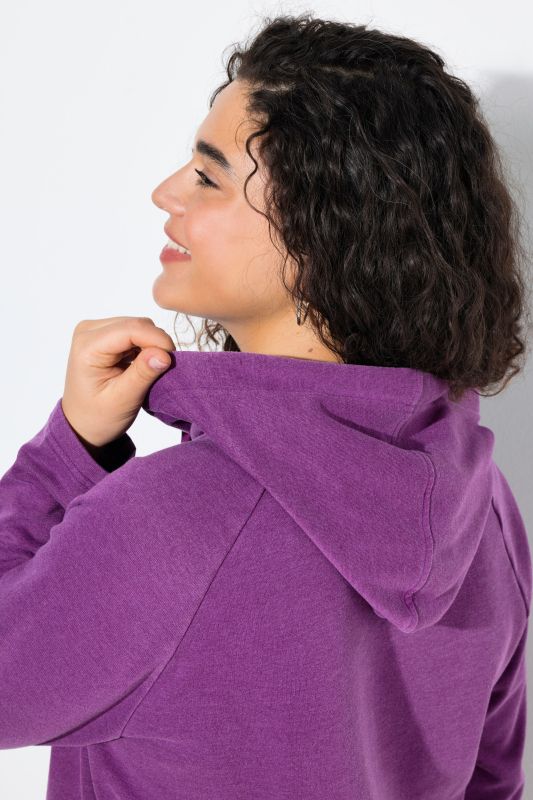 Суитчър с качулка и бляскави камъчета