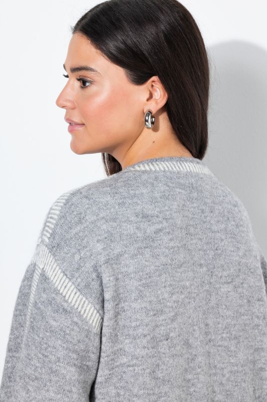 Жилетка с декоративни шевове