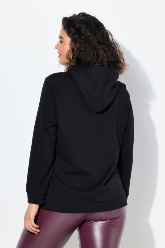 Суитчър с декоративна дантела