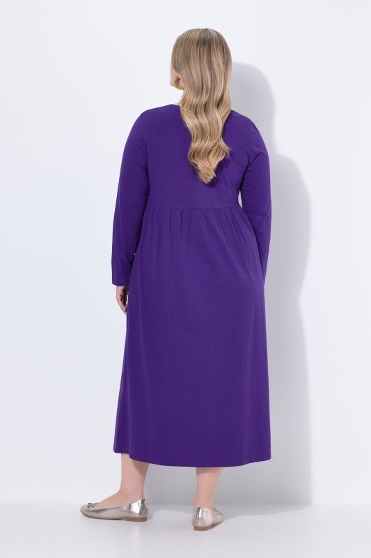 Рокля с джобове