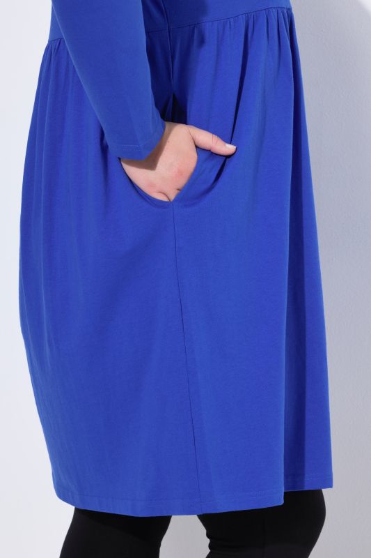 Рокля с джобове и А - линия