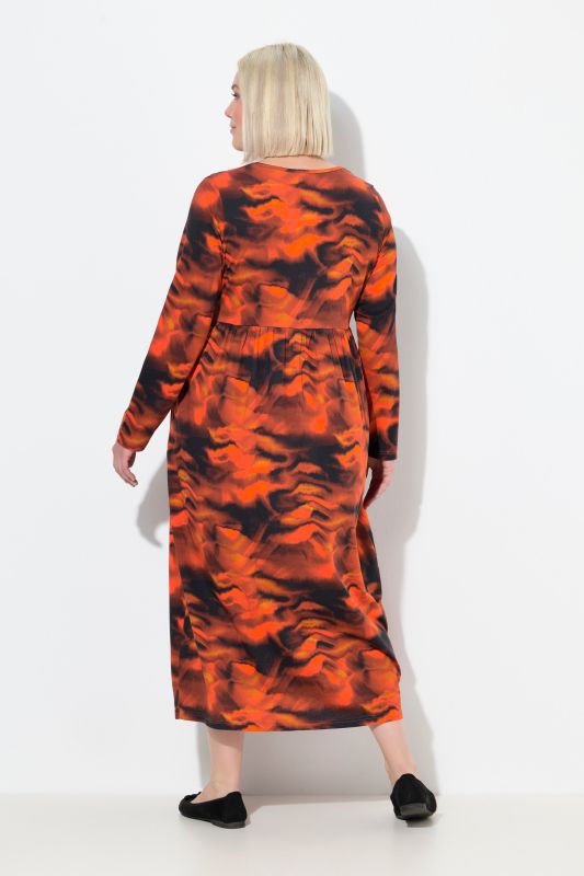 Рокля с принт на вълни