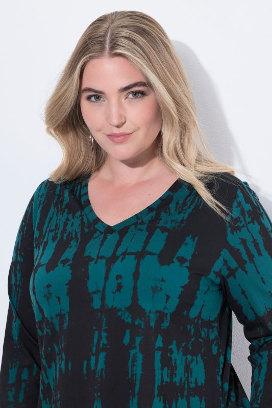 Туника с батиков принт