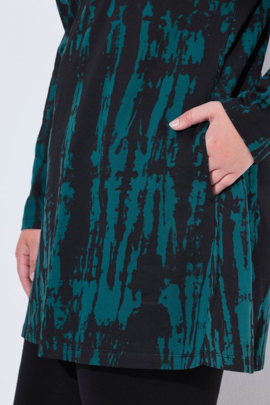 Туника с батиков принт