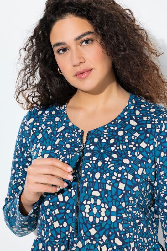 Рокля тип суитчър с геометричен принт