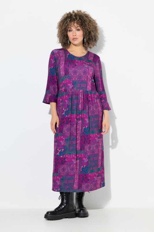 Рокля с пач принт