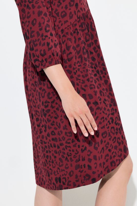 Рокля с животински принт