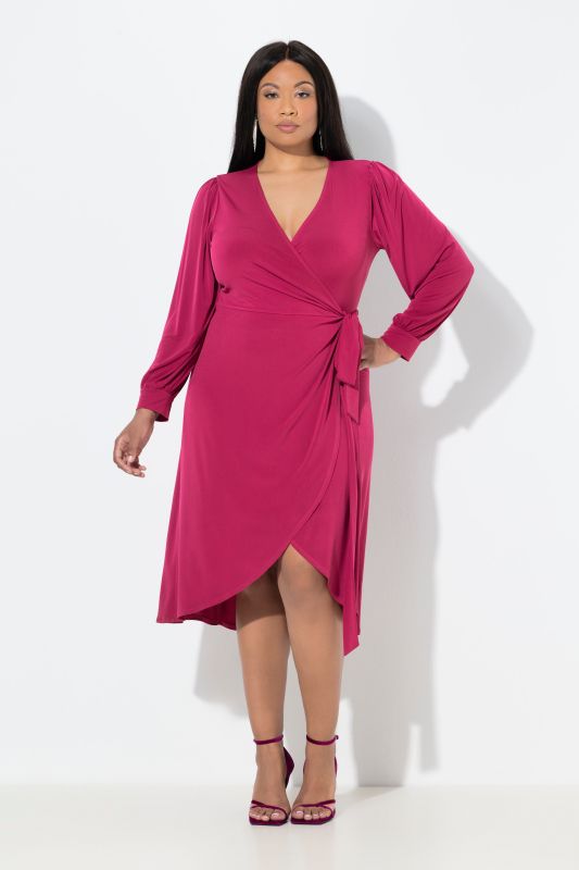 Рокля с колан тип прегърни ме