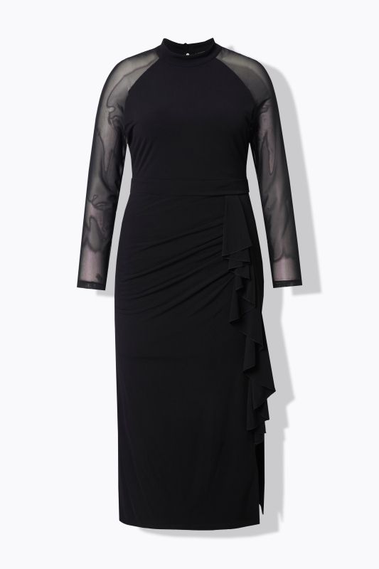 Рокля с мрежа на ръкавите