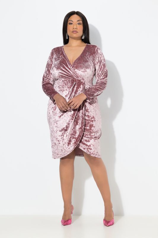 Рокля къса тип прегърни ме