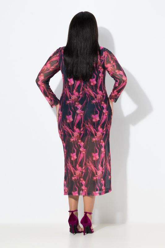 Рокля с флорална мрежа