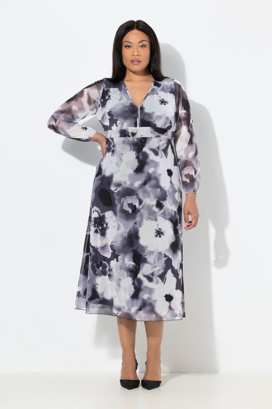 Рокля с мрежа и флорален принт